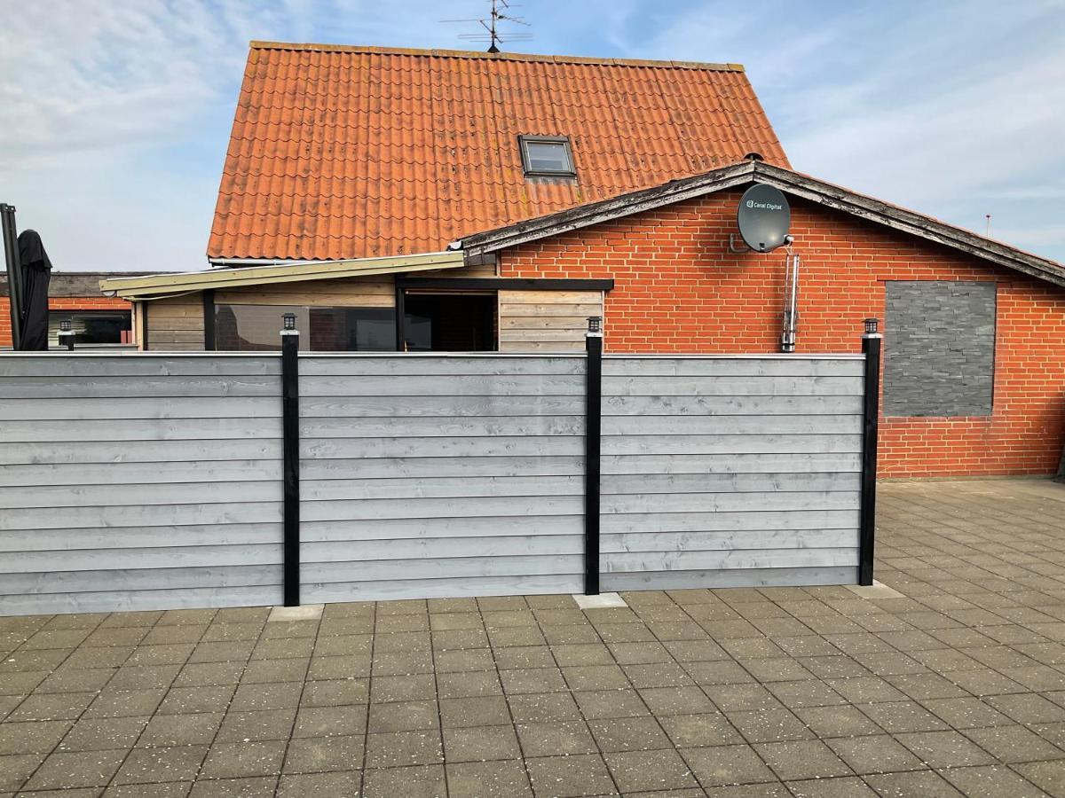 Strandhytten Hvide Sande Exterior photo
